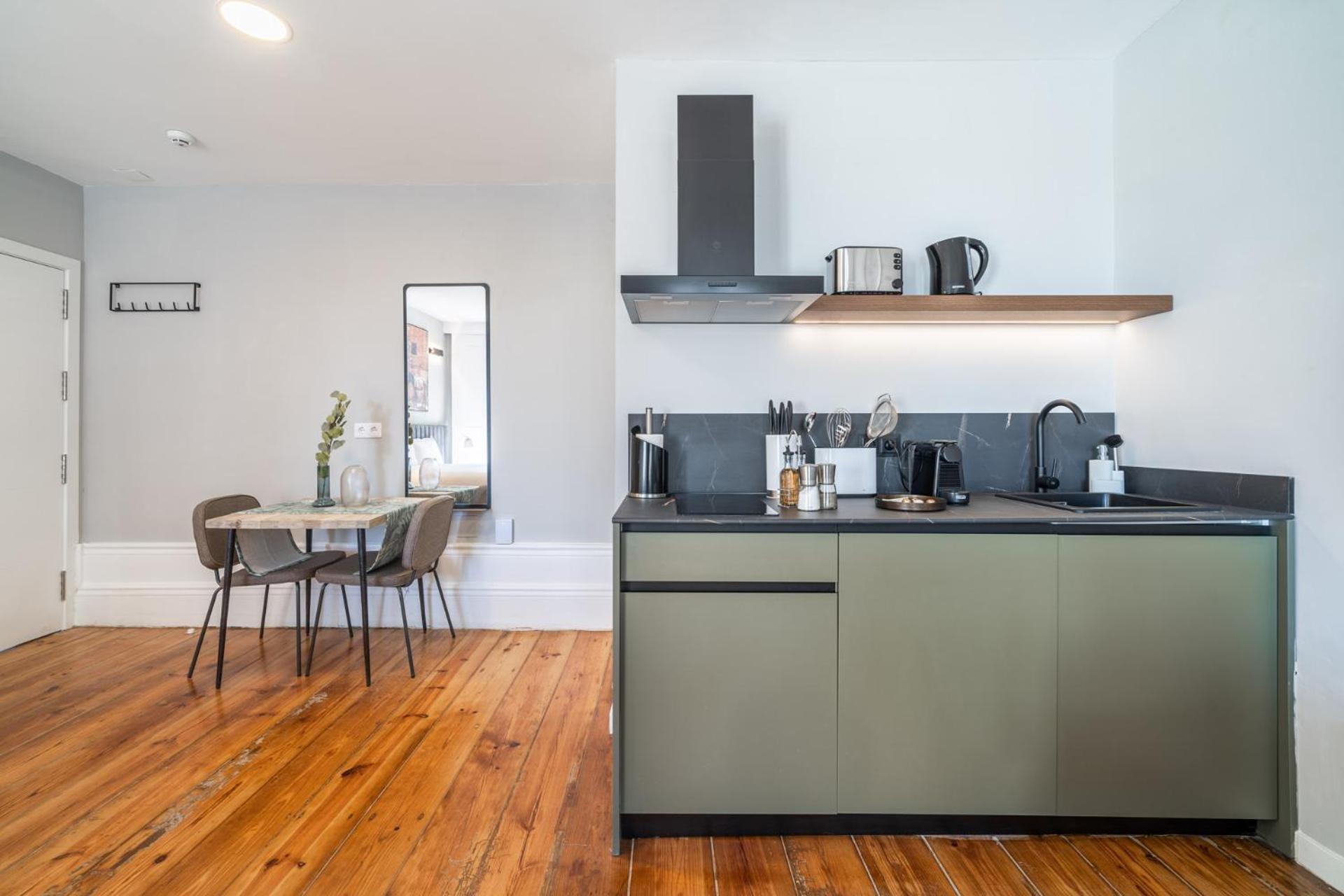 Limehome Porto Rua De Dom Manuel II Екстериор снимка