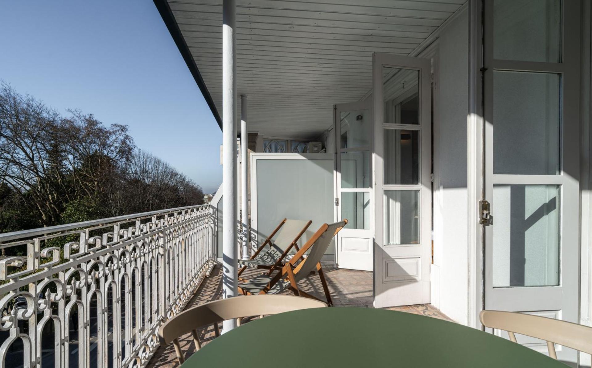 Limehome Porto Rua De Dom Manuel II Екстериор снимка