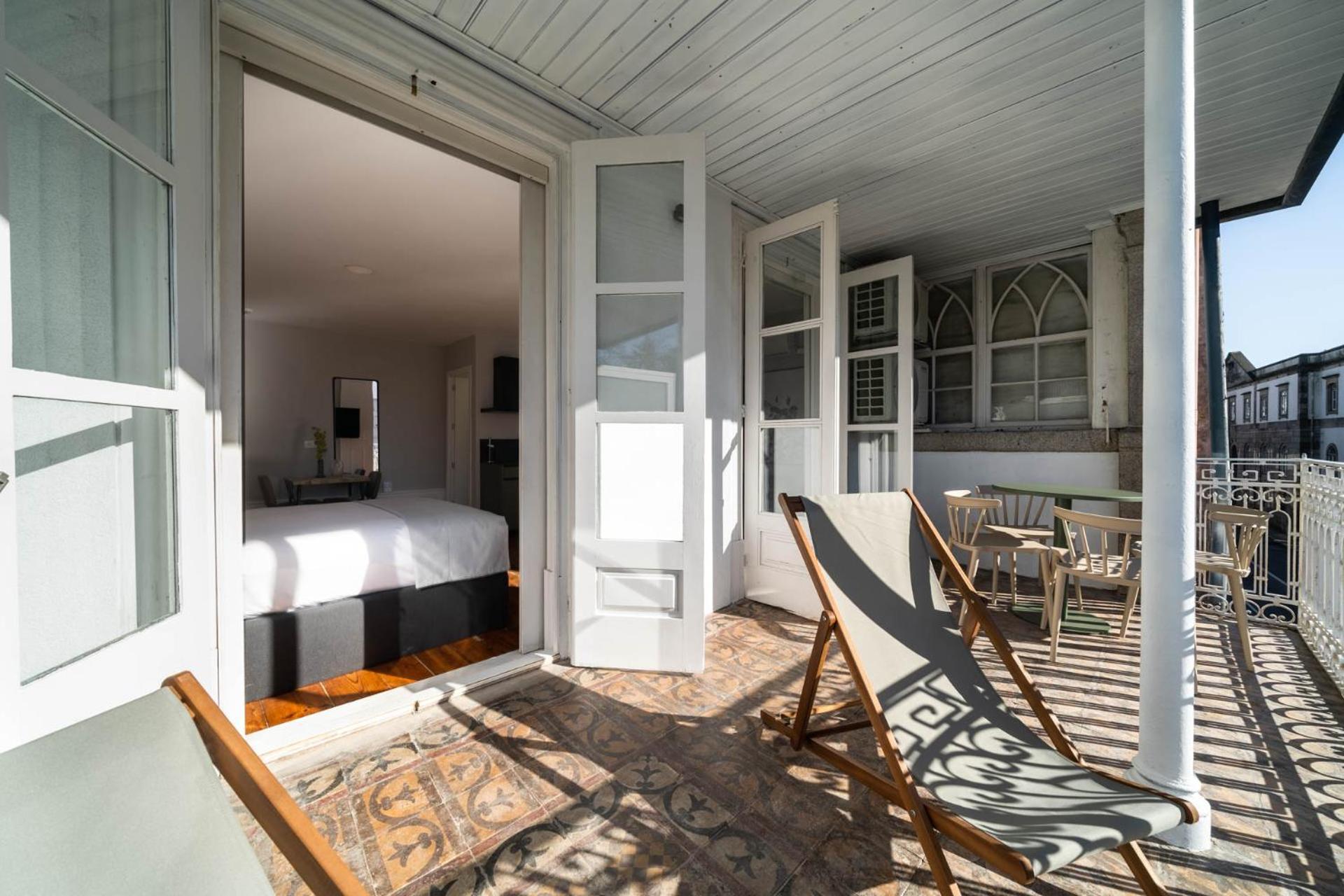 Limehome Porto Rua De Dom Manuel II Екстериор снимка