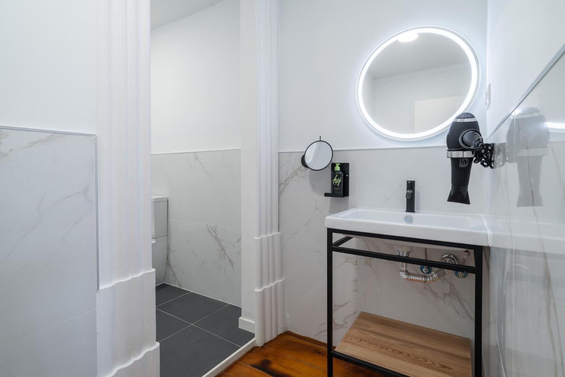 Limehome Porto Rua De Dom Manuel II Стая снимка