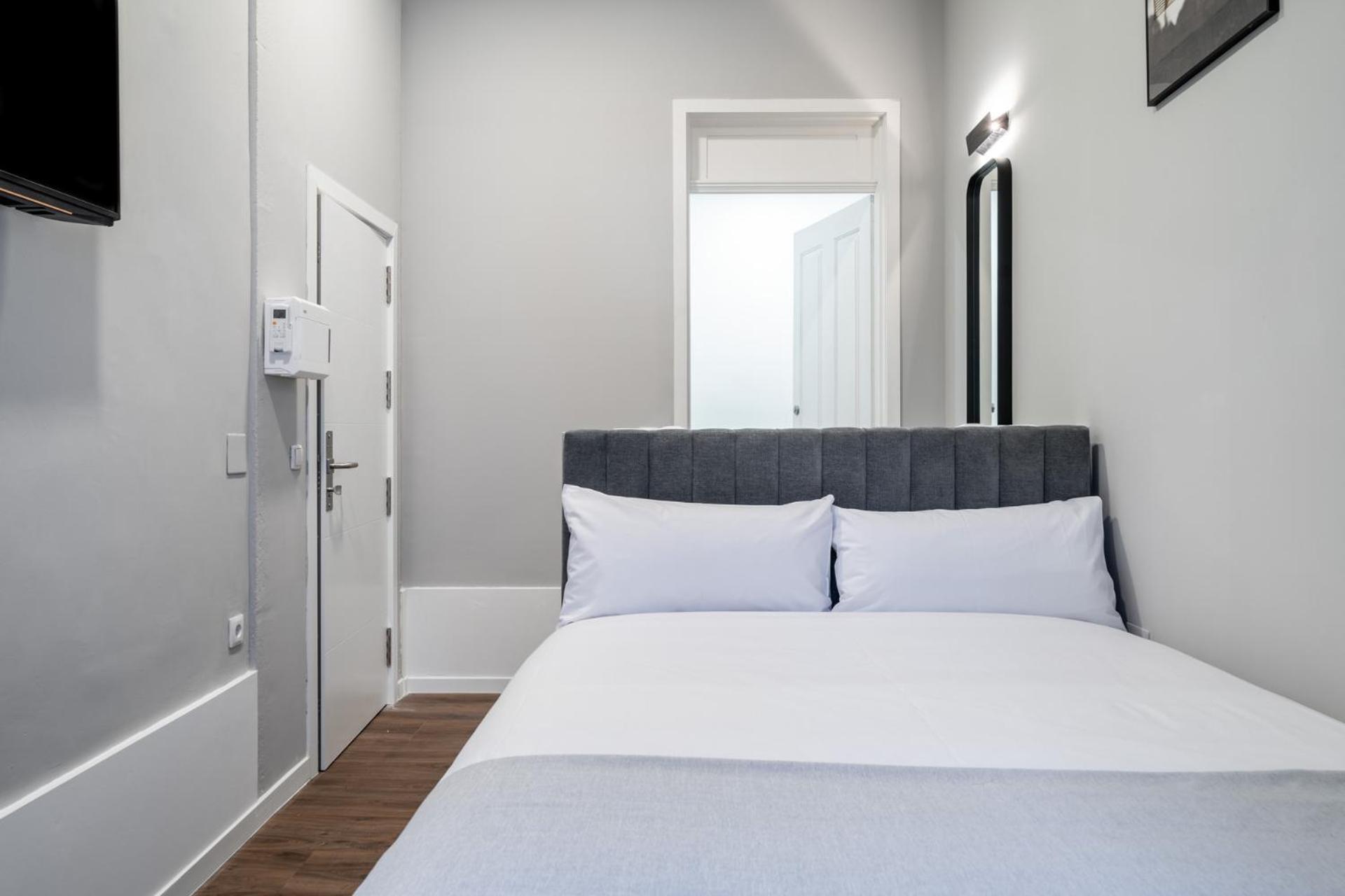 Limehome Porto Rua De Dom Manuel II Стая снимка