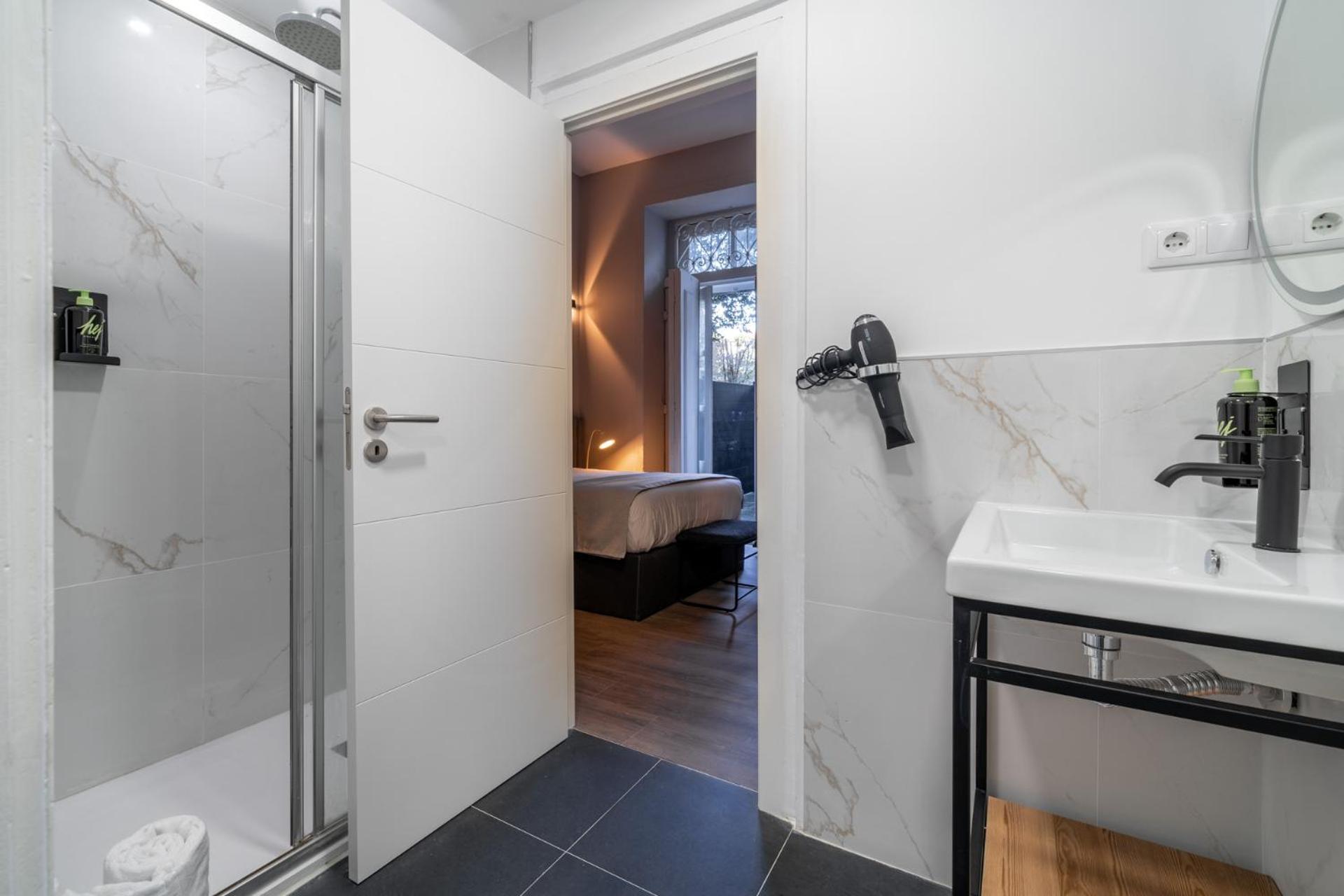 Limehome Porto Rua De Dom Manuel II Стая снимка