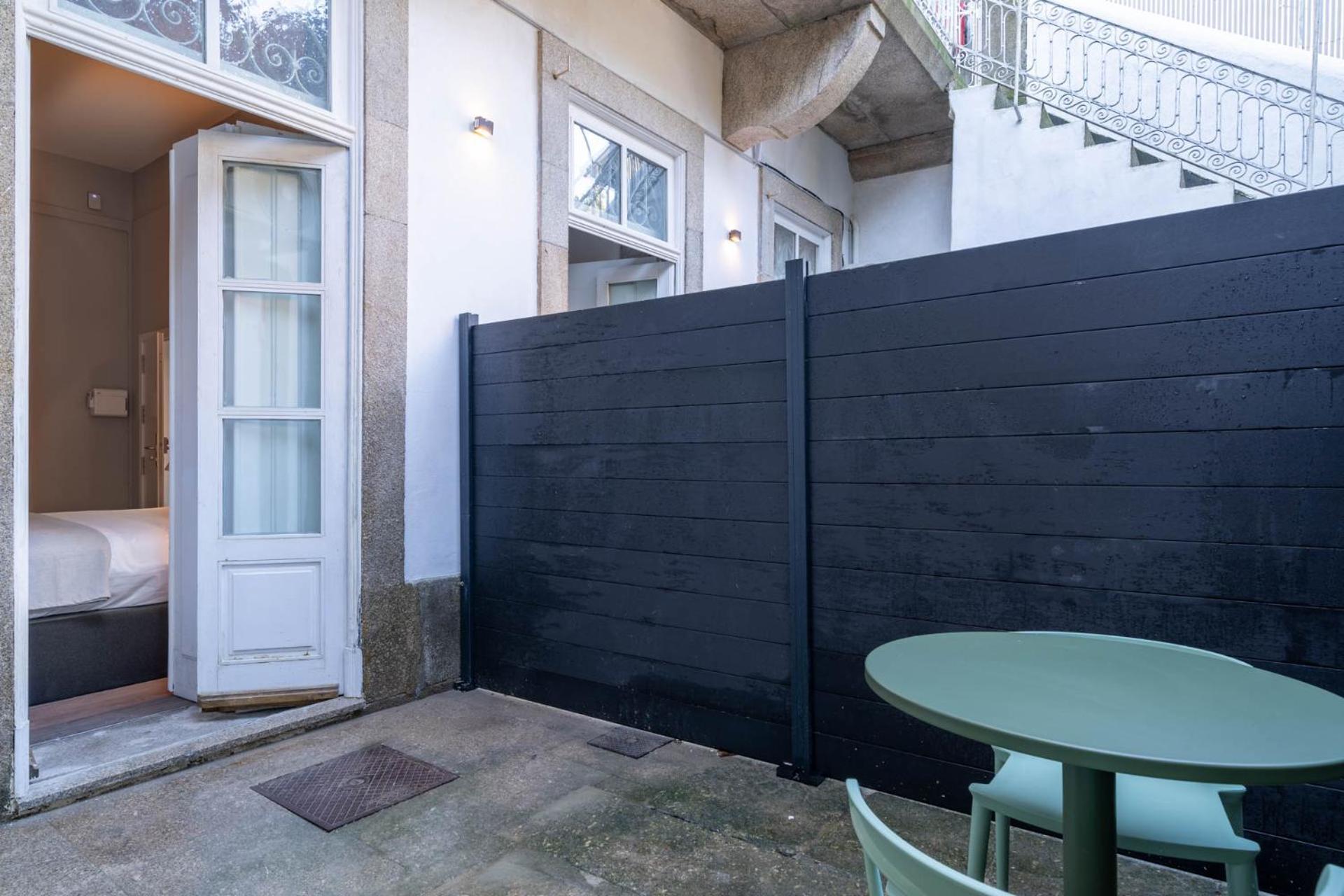 Limehome Porto Rua De Dom Manuel II Стая снимка